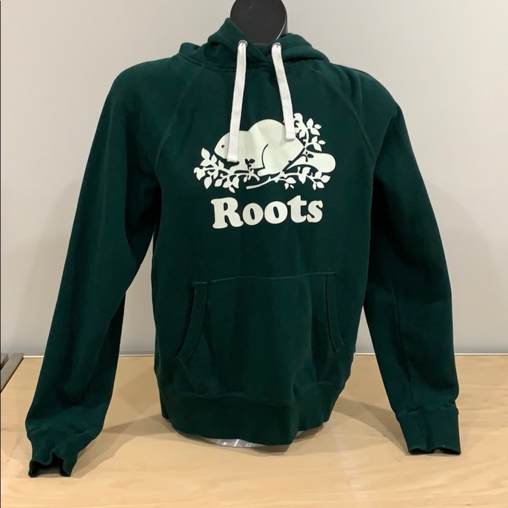 Woman’s Roots Sweater